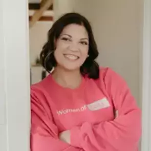 Brooke Wozniak, Prince Albert, Real Estate Agent
